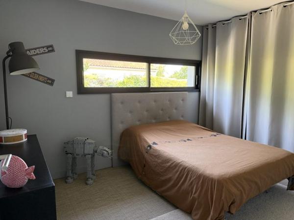 Maison plain-pied Cozes 200 m²