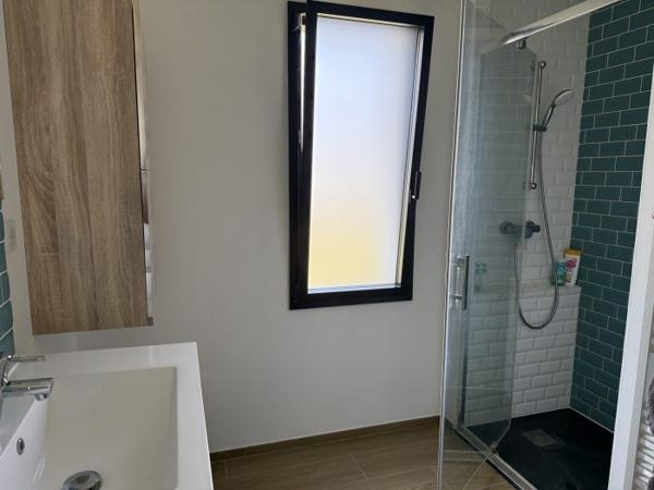 Maison plain-pied Cozes 200 m²