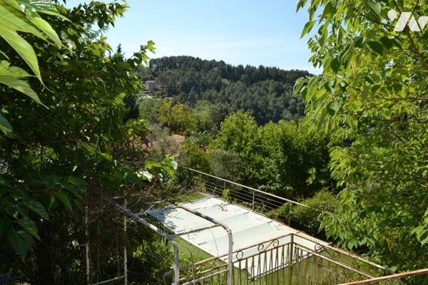 MAISON INDIVIDUELLE AVEC TERRAIN ATTENANT DE 1191 m²
