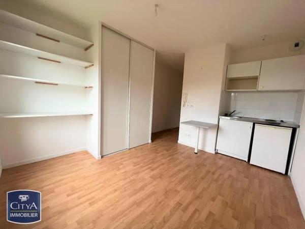 Appartement à louer 1 pièce 20.18m² Maubeuge (59600)