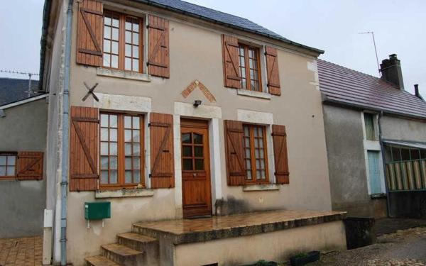 Maison à louer    3 pièces •  Crézancy-en-Sancerre