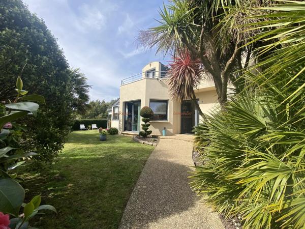 SAINT-AVE -MAISON COUP DE COEUR-JARDIN