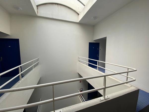 Idéal investissement Centre ANGERS (49) Duplex 2 pièces avec mezzanine, Place parking sécurisée. Ascenseur