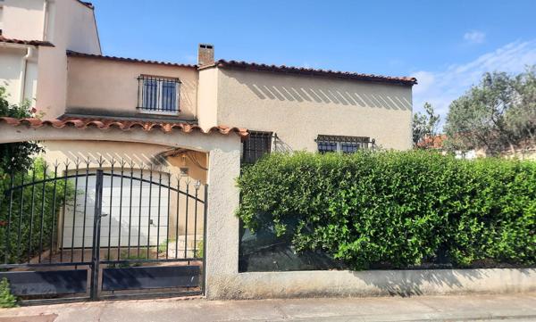 Villa 3 faces avec piscine à 200 m du lac!
