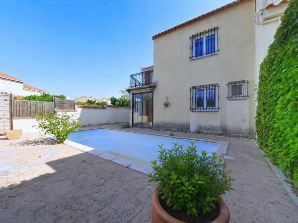 Villa 3 faces avec piscine à 200 m du lac!