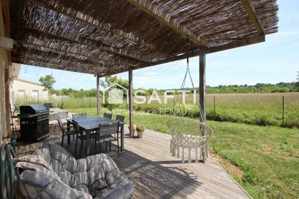 EN VENTE INTERACTIVE : Villa récente de plain-pied avec espace bien-être et vue campagne