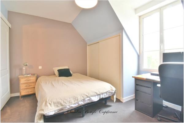 Maison à vendre 9 pièces avec 5 chambres à LAVAL (53)