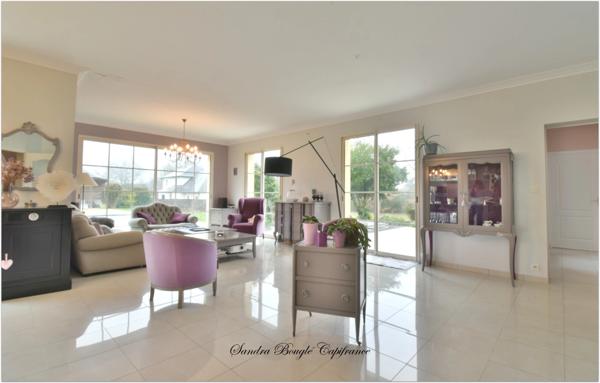 Maison à vendre 9 pièces avec 5 chambres à LAVAL (53)