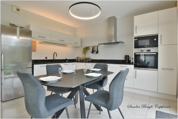 Maison à vendre 9 pièces avec 5 chambres à LAVAL (53)