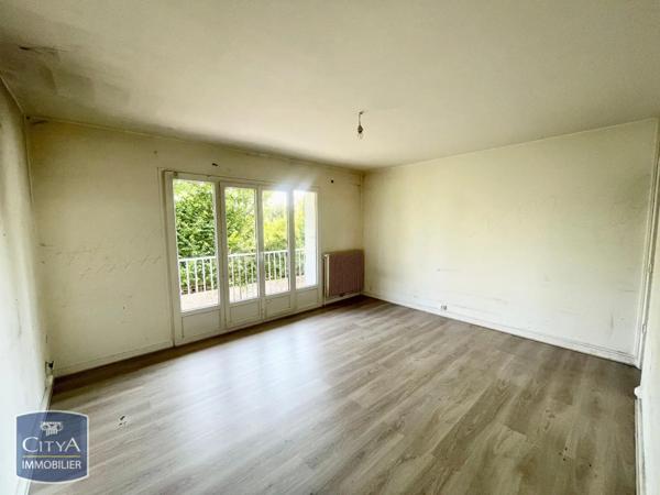 Appartement à louer 1 pièce 27.28m² Mâcon (71000)
