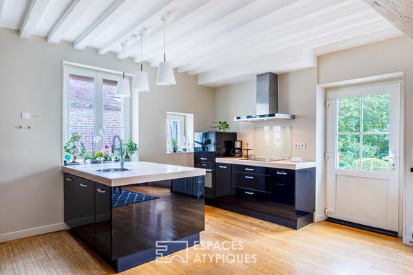 Authenticité et caractère ! Maison de charme avec dépendance à Cergy Village