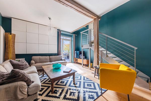 Authenticité et caractère ! Maison de charme avec dépendance à Cergy Village