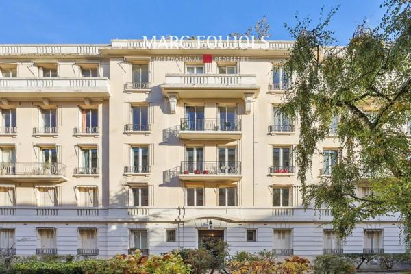 Location meublée / Paris XVI Auteuil appartement familial de 116 m² avec 3 chambres