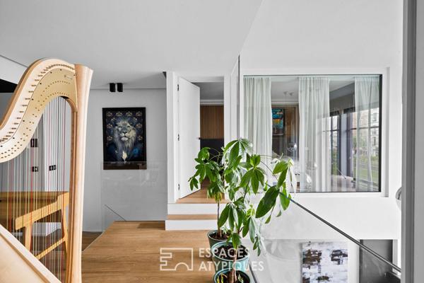 Ancien atelier d’artiste aménagé en loft familial d’exception – Wagram-Pereire