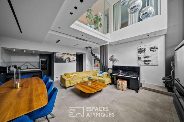 Ancien atelier d’artiste aménagé en loft familial d’exception – Wagram-Pereire