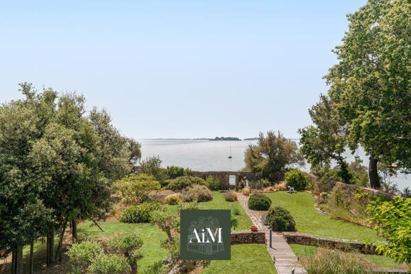 Maison de capitaine vue mer à vendre à Séné – Accès direct à la plage