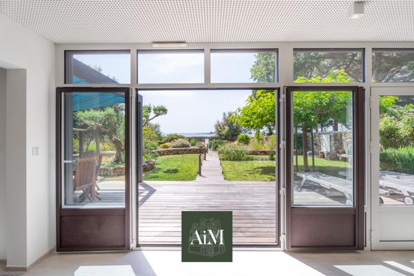 Maison de capitaine vue mer à vendre à Séné – Accès direct à la plage