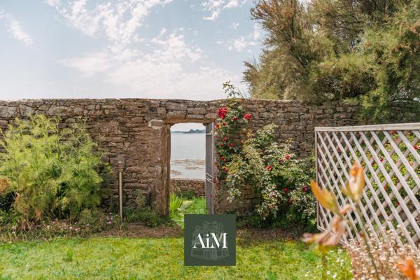 Maison de capitaine vue mer à vendre à Séné – Accès direct à la plage