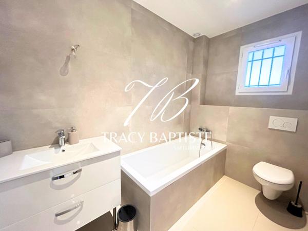 Maison T4 de plain-pied avec garage, secteur le Golf