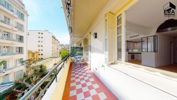 NICE - FLEURS : MAGNIFIQUE 4 PIÈCES DE 88 M² AVEC TERRASSE PLEIN SUD