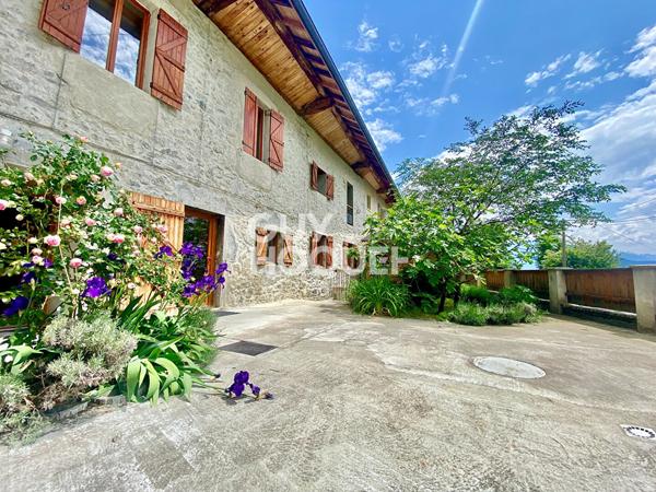 PLANCHERINE : maison T5 (163 m²) en vente