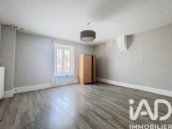 Maison à vendre 4 pièces 148 m² Saint-Genis-Laval