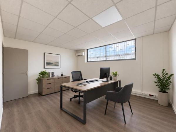 Location / Bureaux à Baie-Mahault (97122)