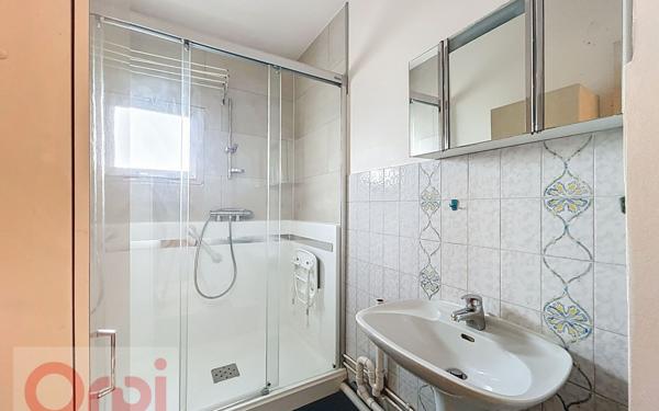 Appartement à vendre    4 pièces • 101 m2 Châtillon