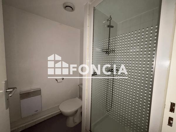 Location Studio meublé 19.54 m² - 20 RUE DE LA CHOCOLATERIE Blois 41000