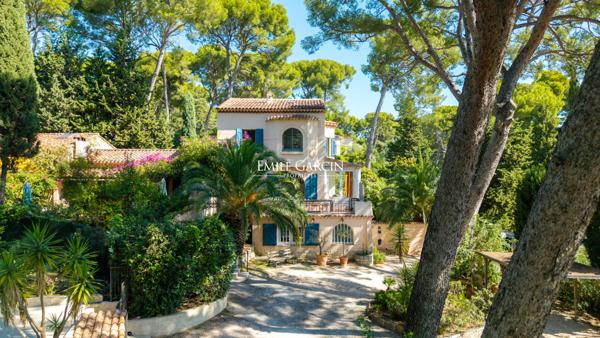 À vendre - La Ciotat| Maison Art Deco avec piscine