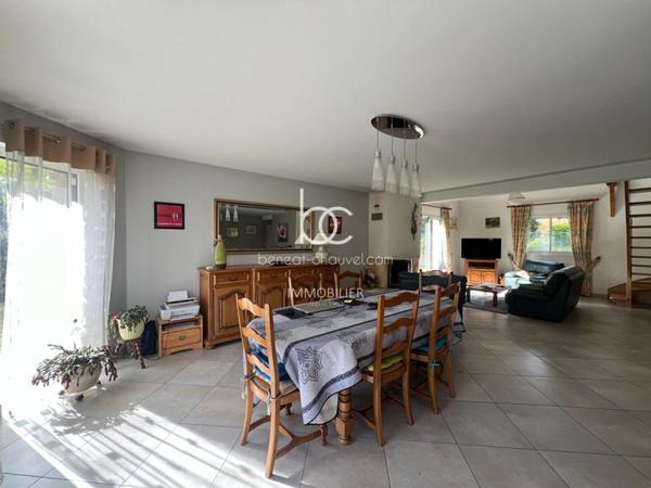 SARZEAU Maison 4 pièces 163 m²