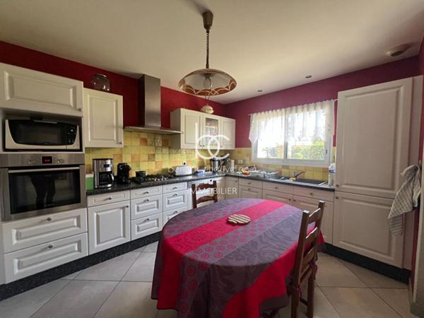 SARZEAU Maison 4 pièces 163 m²