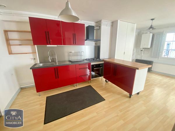 Appartement à louer 2 pièces 44.66m² Riom (63200)