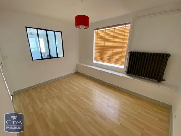 Appartement à louer 2 pièces 44.66m² Riom (63200)