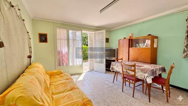 Vente                                                      Villa
                        
                     6 pièces                      126 m2                     à Saint-Aygulf
