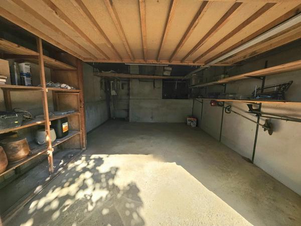 MAISON DE VILLAGE AVEC UN DOUBLE GARAGE