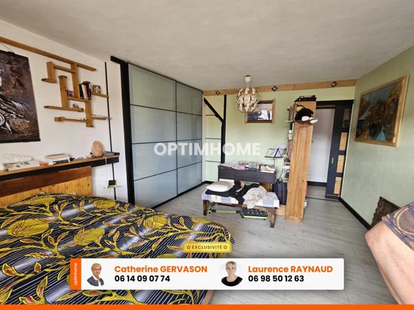 Maison de bourg -3 pièces - 2 chambres- garage- cuvage- LES MARTRES DE VEYRE (63730)