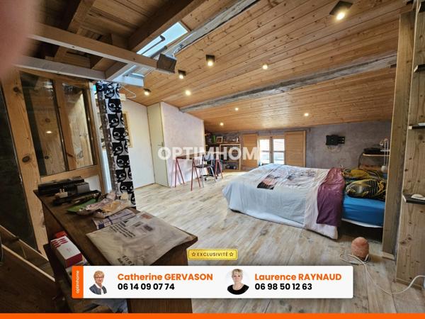 Maison de bourg -3 pièces - 2 chambres- garage- cuvage- LES MARTRES DE VEYRE (63730)