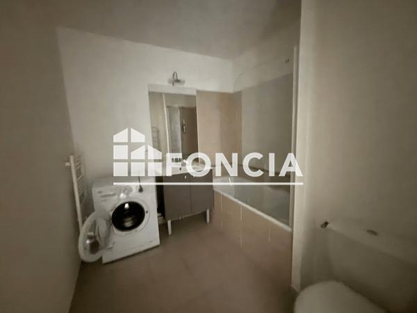 Location Appartement 2 pièces 53.4 m² - 177 RUE DU PAS NOTRE DAME Tours 37100