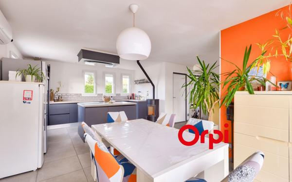 Maison à vendre    6 pièces • 120 m2 Feyzin