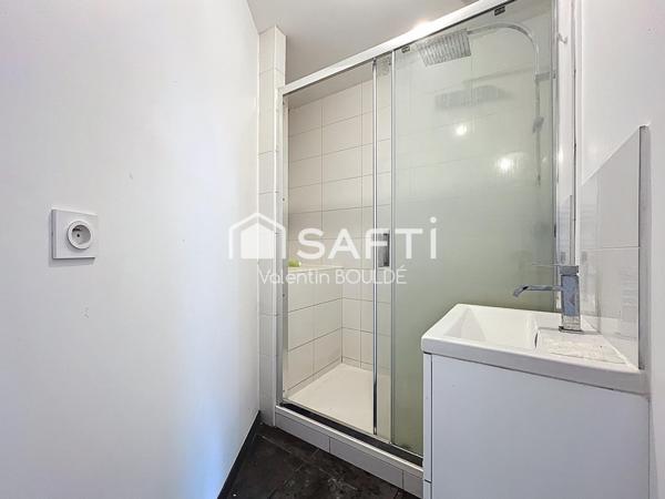 Appartement rénové - 1er et dernier étage - Bas Floirac