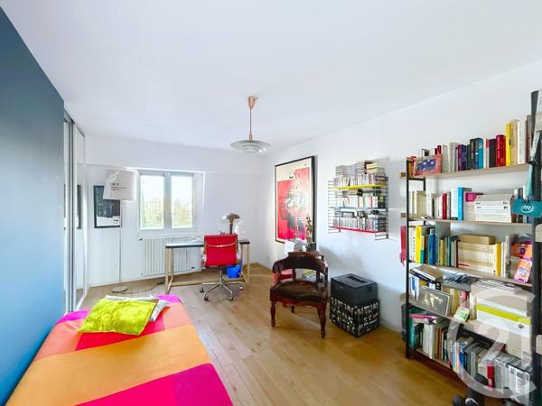 Appartement F5 à vendre  5 pièces - 124 m2 LES LILAS - 93