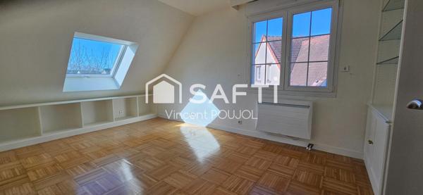 Maison contemporaine proche centre ville avec garage et parking privatif