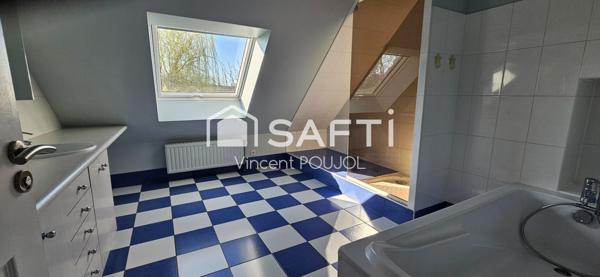 Maison contemporaine proche centre ville avec garage et parking privatif