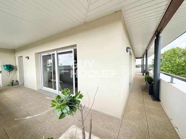 Appartement T 4 de 145 m2 avec terrasses