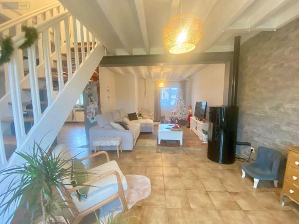 Maison à vendre à Guécélard dans la Sarthe (72230), ref : 72122-1420