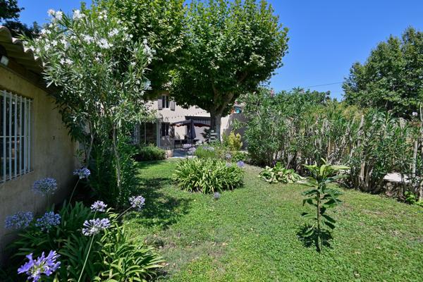 Maison
         5 pièces
        - 162 m² Bien prestige 459 000 € *