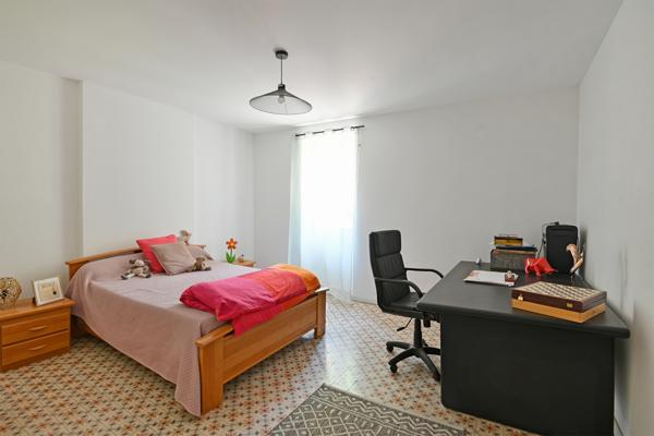 Maison
         5 pièces
        - 162 m² Bien prestige 459 000 € *