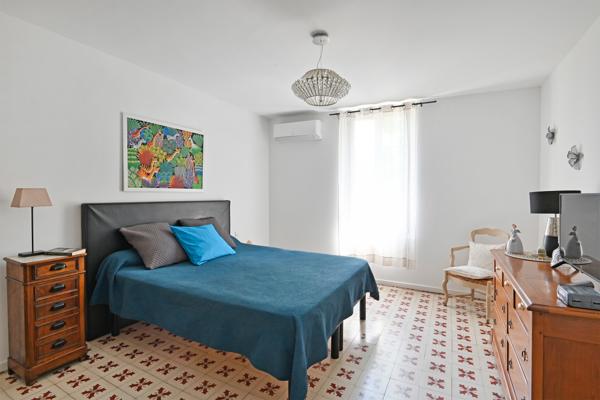Maison
         5 pièces
        - 162 m² Bien prestige 459 000 € *
