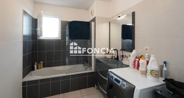 À vendre Appartement 3 pièces 75 m² - Guilherand-granges 07500